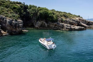 Fra Saranda, bådtur til Krorëza, Kakome og Turtle Cave.