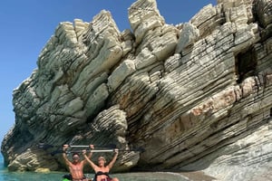 De Saranda: passeio de caiaque e SUP em Lukova com transporte