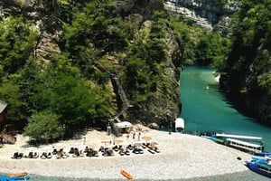 Desde Shkodra: lago Komani y río Shala