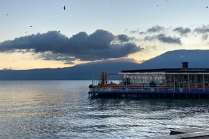 Z Tirany: 1-dniowa wycieczka do Korca, Pogradec i Jeziora Ochrydzkiego