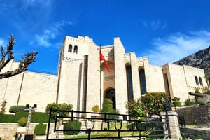 Z Tirany: wycieczka z przewodnikiem do Kruji i Durres