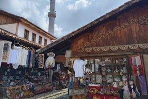 Из Тираны: однодневный тур по городу Круя и святой пещере Сари Саллтик