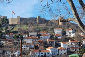 Tiranasta: Pohjois-Makedonia, Ohrid-järvi ja Saint Naum -kierros.