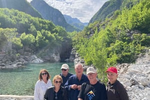 Получастная экскурсия на целый день в Тет и Голубой глаз из Тираны