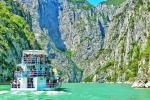 Golem/Durrës: Komani Lake Boat Tour