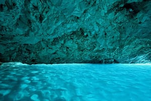 Grama Bay Speedboat Tour Vlore