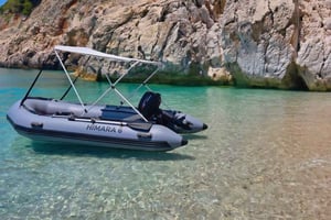 Himarë: Boat Rental with Snorkeling Gear and Training