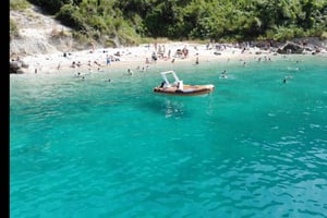 Vlore: Speedbåt-eventyr til Sazan-øya og Haxhi Ali-hulen