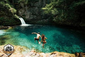 По бездорожью в деревню Тет: тур на внедорожниках через Тирану, Богу и Альпы