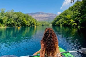 Sarande: Sinisilmä-kajakkiretki ja kävelykierros sekä Lekursin linna