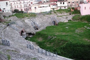 Tirana: passeio de um dia ao Castelo de Krujë e ao Anfiteatro de Durrës