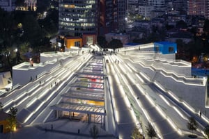 Tirana Center Byvandring (på fransk, italiensk og engelsk)