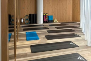 Tirana: Pilates- oder Yoga-Kurs mit Sauna und Snacks