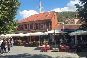 Tirana: Dagsutflykt till Prizren med guide och hämtning på hotellet