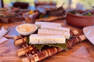 Aula de culinária tradicional e experiência na fazenda em Roshnik