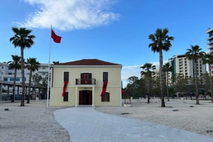 Vlorë: 4-hour walking tour to discover the city's important sites on foot