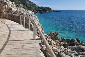 Vlora, Llogara et Dhërmi : la Riviera albanaise depuis Durrës/Golem