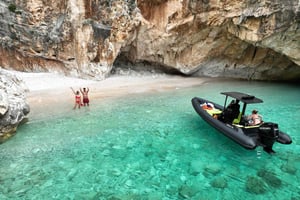 Vlore: Dafina-grotten og Haxhi Ali-grotten - privat guidet tur