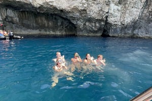 Vlore: Haxhi-Ali-Höhle, Insel Sazan und Karaburun-Tour