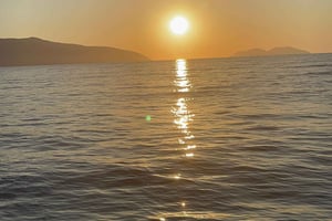 Закат во Влёре в пещере Хаджи Али