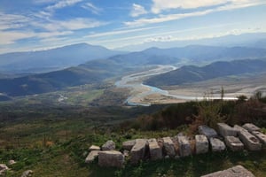 VIDUNDERLIG PRIVAT TUR I VLORA /ZVERNEC