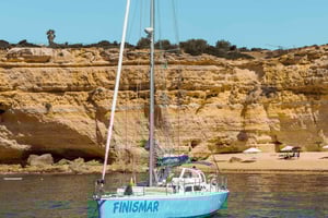 Albufeira: 2h di noleggio privato di uno yacht
