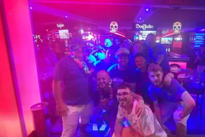 Albufeira : tournée des bars guidée avec shots et jeux