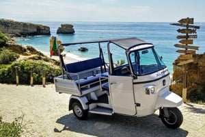 Albufeira: giro in tuk tuk con la città vecchia e le spiagge