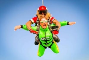 Algarve: Paraquedismo em tandem de 10.000 pés a 15.000 pés