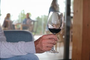 Карвоэйру/Портиман/Алвор: Винный тур с дегустацией, тапас и музыкой