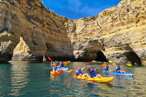Benagil: Kajakkiretki paikallisen oppaan kanssa