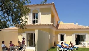 Browns Sports and Leisure Club