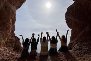 From Faro: Benagil, Marinha, 7 Valleys, Algar Seco Adventure