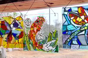 Glas på glas Mosaik hantverk workshop nära lagos