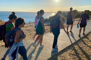 Lagos: Stretch Horizons | Hike & Yoga