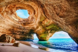 Портиман: круиз на закат к пещере Бенагил