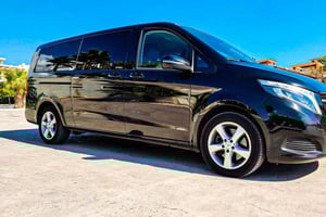 Бенидорм: VIP-трансфер из аэропорта Аликанте на автомобиле премиум-класса