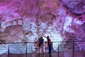 Alicante, Santa Pola, Campello: Jurahöhle. Geführte Tour in die Vergangenheit.
