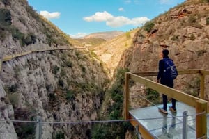 Guided Hike to Relleu's Thrilling Canyon Walkway