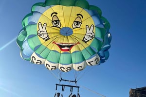 Аликанте: парасейлинг и катание на лодке