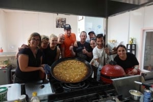 Alicante: paella- en sangriales met tapas en marktbezoek