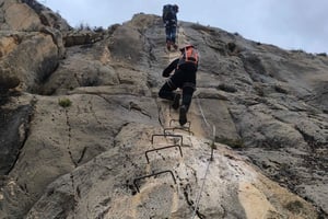Villena: arrampicata su via ferrata guidata con discesa in corda doppia