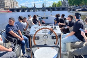 Amsterdam: Vennlig 420 røykeelvecruise