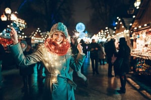 Amsterdam Light Festival Winter Walk & Stroopwafel Workshop