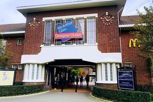 Amsterdam: Roermond Designer Outlet Shopping Day Trip