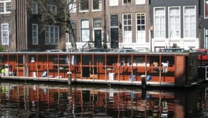 De Poezenboot