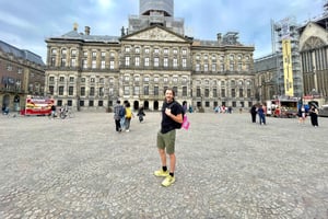 Откройте для себя Золотой век Амстердама: 2-часовая пешеходная экскурсия с гидом.