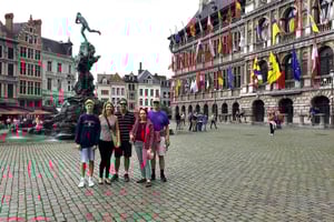 Antwerp: City Highlights Walking Tour