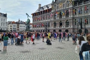 Antwerp: walking through history