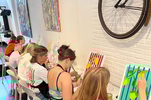 Antwerp: Sip and Paint Workshop